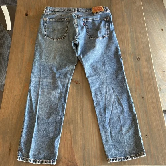 Levi's 541 jeans 34 X 32 - Picture 6 of 9